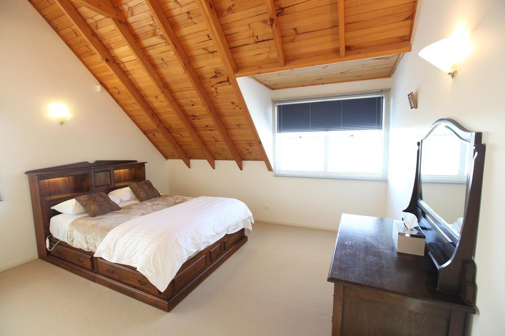 The Residence @ Elbourne Wines Lovedale Bagian luar foto